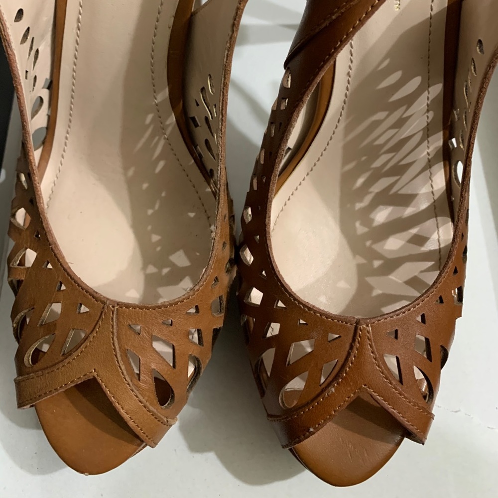 Shoes - Picture 2 of 10